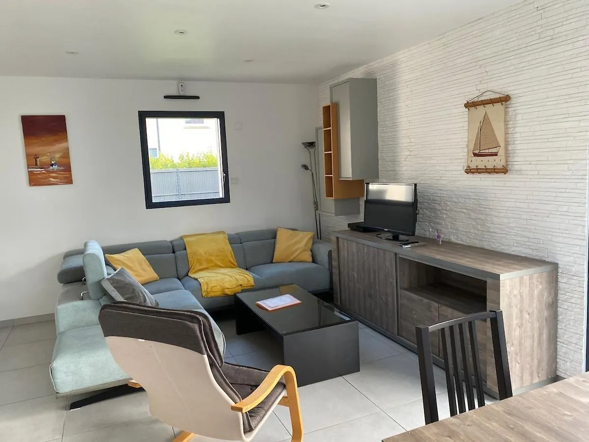 Maison Lumineuse Proche Mer Langueux
